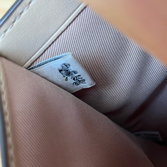 Coach Medium Corner Zip With Cherry Print🎈🎈 - Picture 10 of 11